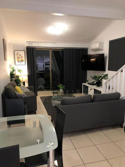 Anacapri Holiday Resort Apartments - Tourism Caloundra 2