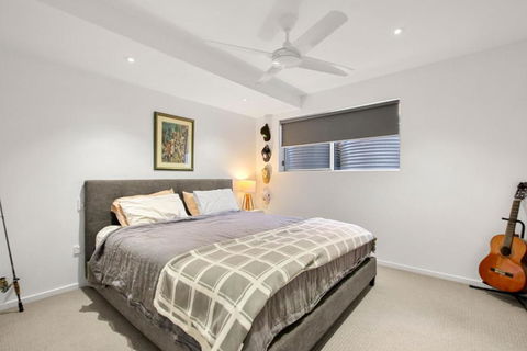 Anderson Street 22, Battery Hill - Tourism Caloundra 4