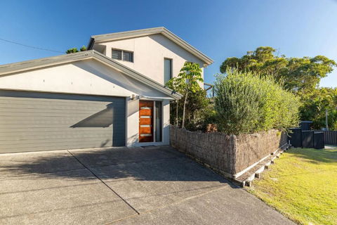Anglers Cove - Tourism Caloundra 0