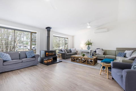 Anglesey - Pet Friendly With Pool & Tennis Court - 4 Mins Walk To Beach - Tourism Caloundra 2