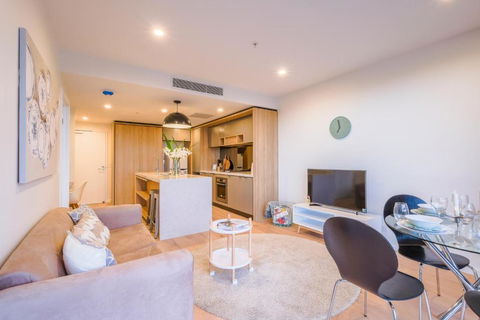 AirTrip Apartments At Woolloongabba - Tourism Caloundra 0