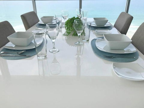 Air On Broadbeach-Stunning Ocean Views - Tourism Caloundra 4