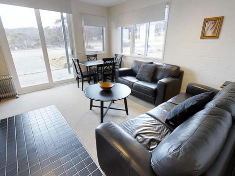 Apartment 3 And 4 The Stables Perisher - Tourism Caloundra 1