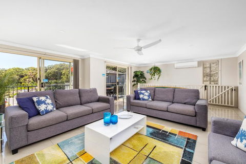 Aqua Lagoon - Great Family Beach Getaway - Tourism Caloundra 1