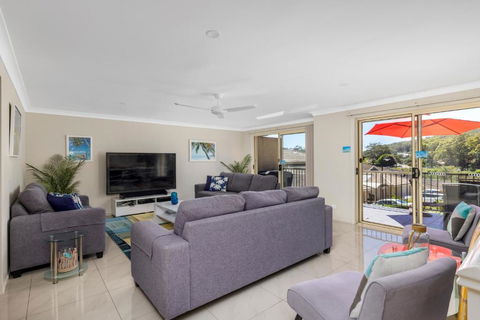 Aqua Lagoon - Great Family Beach Getaway - Tourism Caloundra 2
