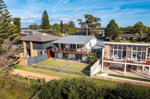 Aqua Vista By Jervis Bay Rentals - Tourism Caloundra 3