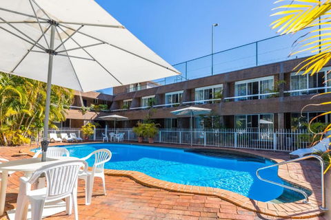 Aquajet Motel - Tourism Caloundra 0
