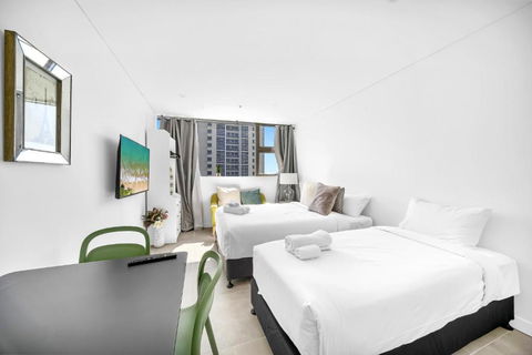 Arthur Hotel Bondi Junction No Reception And House Keeping No Sofa Bed - Tourism Caloundra 1