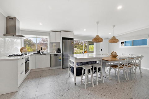 Avenue Delight - Tourism Caloundra 4