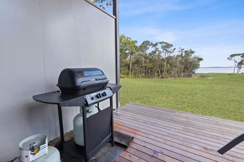 Avon - Waterfront Retreat - Tourism Caloundra 4