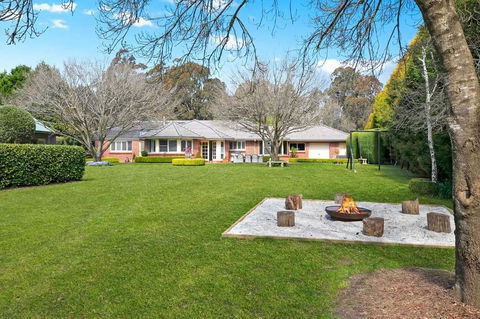 Avonlea, Bowral, Southern Highlands - Tourism Caloundra 2