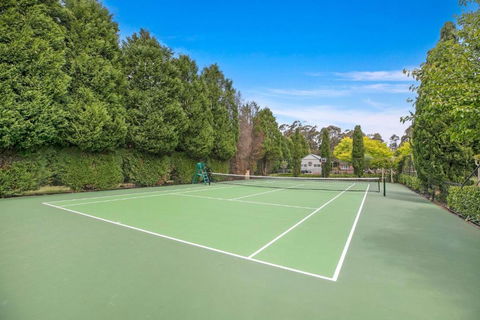 Avonlea, Bowral, Southern Highlands - Tourism Caloundra 3