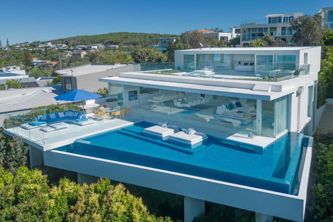 Azure - Tourism Caloundra 1