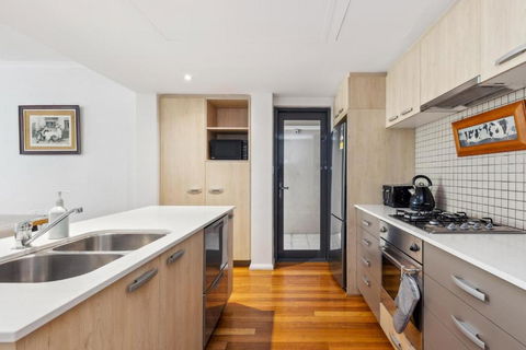 BANN2/5 - Bannister Heritage Hideaway - Tourism Caloundra 4