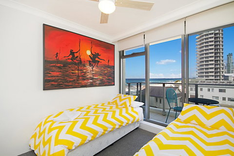 Hibiscus On The Beach - Tourism Caloundra 41