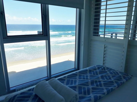 Hibiscus On The Beach - Tourism Caloundra 40