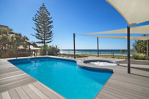 Hibiscus On The Beach - Tourism Caloundra 4