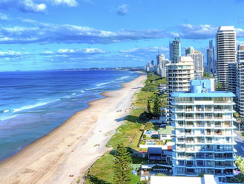 Hibiscus On The Beach - Tourism Caloundra 1