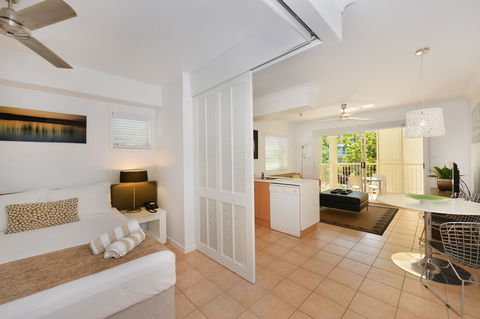 Port Douglas Apartments - Adults Only Oasis - Tourism Caloundra 30