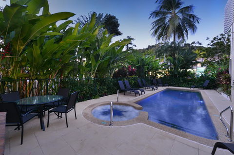 Port Douglas Apartments - Adults Only Oasis - Tourism Caloundra 21