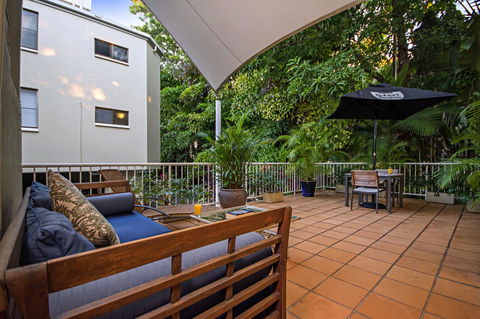Port Douglas Apartments - Adults Only Oasis - Tourism Caloundra 34