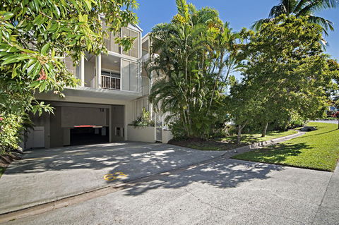 Port Douglas Apartments - Adults Only Oasis - Tourism Caloundra 43