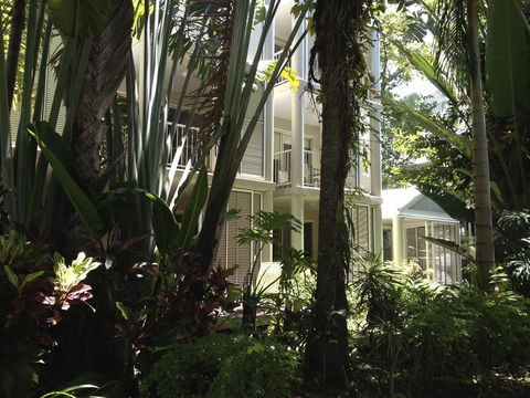 Port Douglas Apartments - Adults Only Oasis - Tourism Caloundra 40