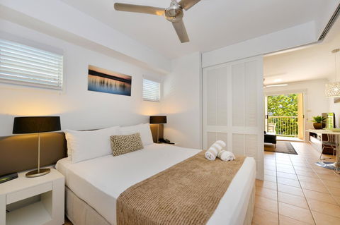 Port Douglas Apartments - Adults Only Oasis - Tourism Caloundra 31