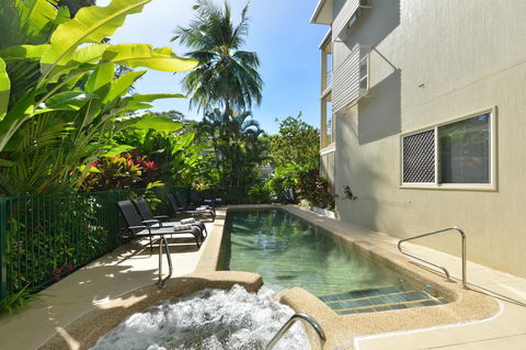 Port Douglas Apartments - Adults Only Oasis - Tourism Caloundra 22