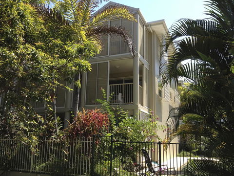 Port Douglas Apartments - Adults Only Oasis - Tourism Caloundra 38