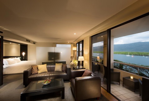 Hilton Cairns - Tourism Caloundra 23