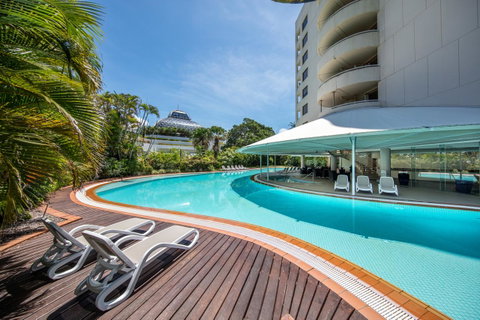 Hilton Cairns - Tourism Caloundra 13