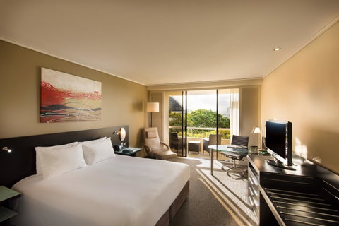 Hilton Cairns - Tourism Caloundra 9