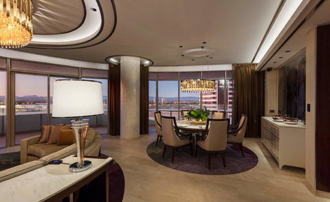 The Darling At The Star Gold Coast - Tourism Caloundra 5