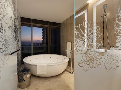 The Darling At The Star Gold Coast - Tourism Caloundra 33