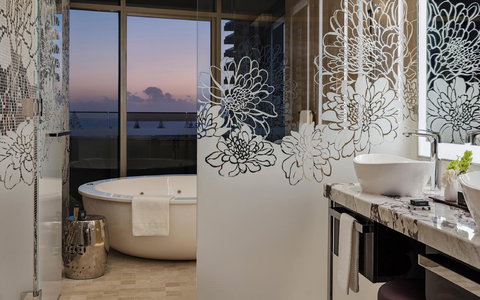 The Darling At The Star Gold Coast - Tourism Caloundra 31