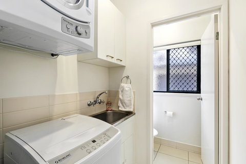 Lotus Retreat - Tourism Caloundra 2