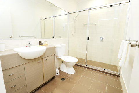 Lotus Retreat - Tourism Caloundra 20