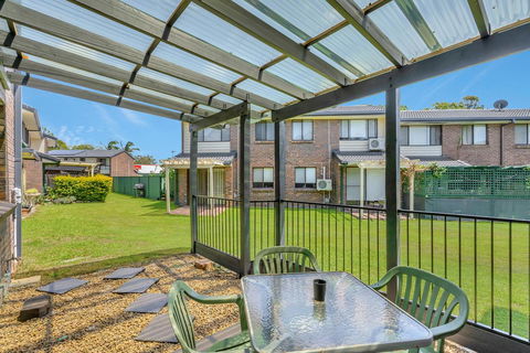 Fountain View Estate - We Accommodate - Tourism Caloundra 1