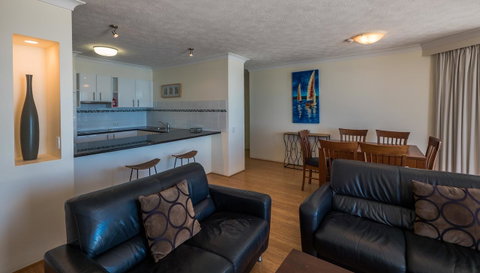 Carrington Court - Tourism Caloundra 25