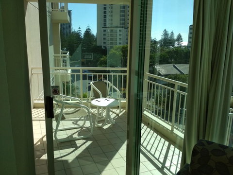 Maldives Resort Main Beach, Gold Coast - Tourism Caloundra 37