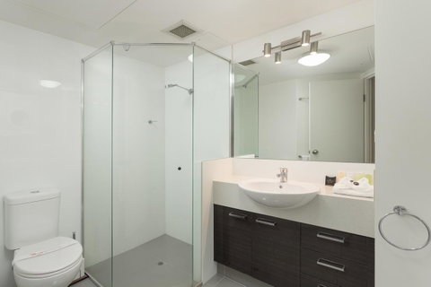 Maldives Resort Main Beach, Gold Coast - Tourism Caloundra 19