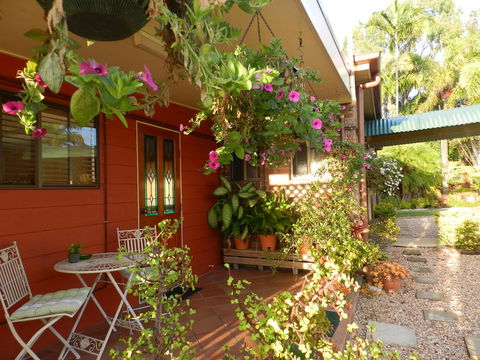 Hay Point Country BnB - Tourism Caloundra 16