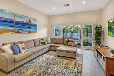 The Pod - Tourism Caloundra 3