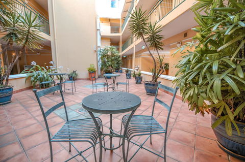 Il Palazzo Holiday Apartments - Tourism Caloundra 9