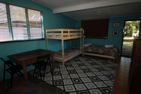 Signal Cottage - Tourism Caloundra 9