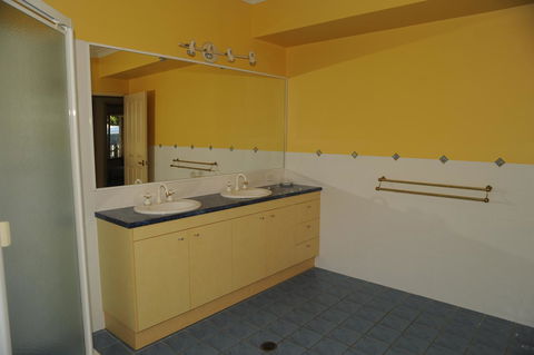 Waterfront At White Patch - Tourism Caloundra 20