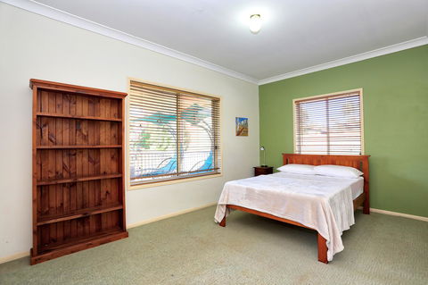 Waterfront At White Patch - Tourism Caloundra 38