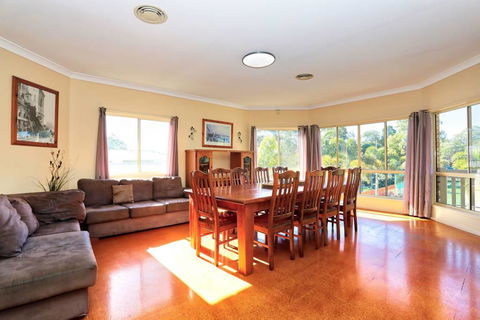 Waterfront At White Patch - Tourism Caloundra 27