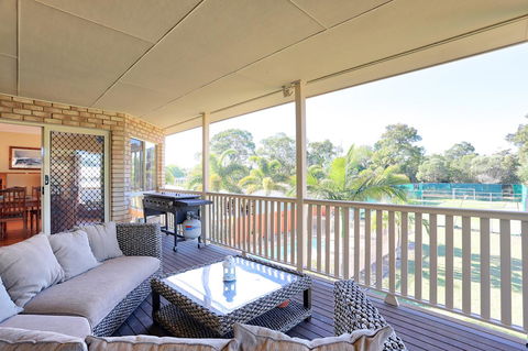 Waterfront At White Patch - Tourism Caloundra 35